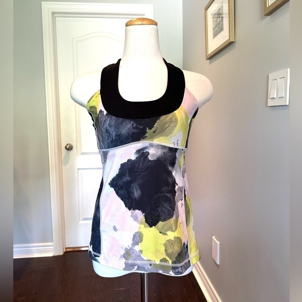 LULULEMON Scoop Neck Racer Back Baby Doll Tank Top Size 8